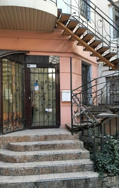 Коммерческая недвижимость отеля, гостиницы 150 м² в Одессе на Дерибасовская | Hiworking.com